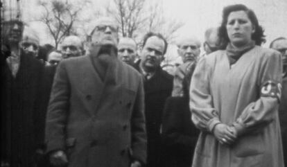 Entierro en 1946, en el cementerio parisiense de Père Lachaise, de Francisco Largo Caballero, ex presidente de Gobierno de la República.