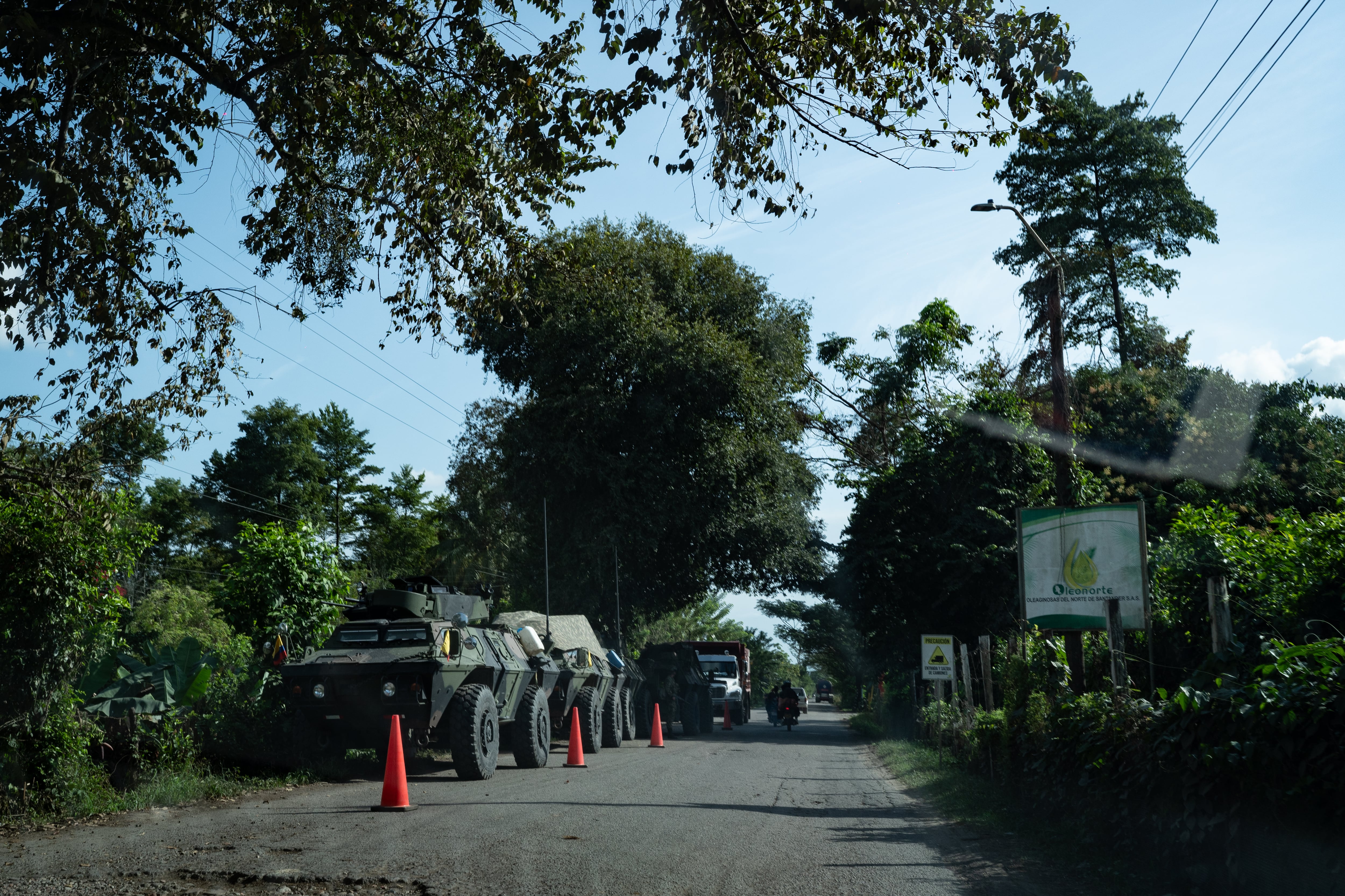 Retén militar en la carretera que conduce a Cúcuta desde Tibú, el 15 de febrero de 2025.