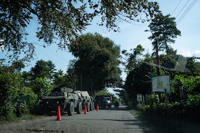 Retn militar en la va a Ccuta.