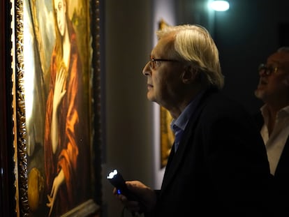 Vittorio Sgarbi attends a press preview of 'El Greco' at the Palazzo Reale in Milan on October 10, 2023.