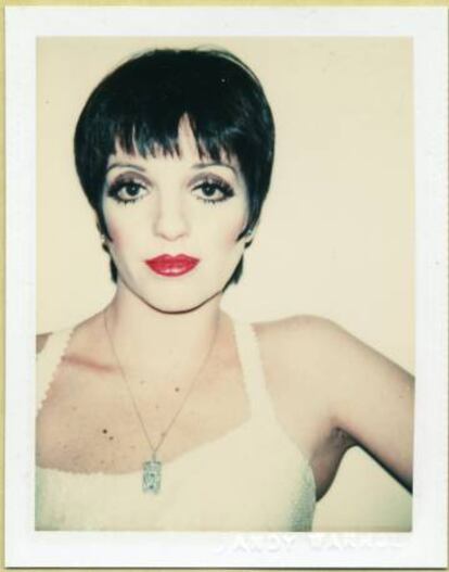 Liza Minnelli fotografiada por Andy Warhol en 1977