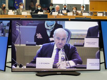 El vicepresidente del BCE, Luis de Guindos, durante su intervención en el Parlamento Europeo.