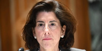 La secretaria de Comercio de EE UU, Gina Raimondo.