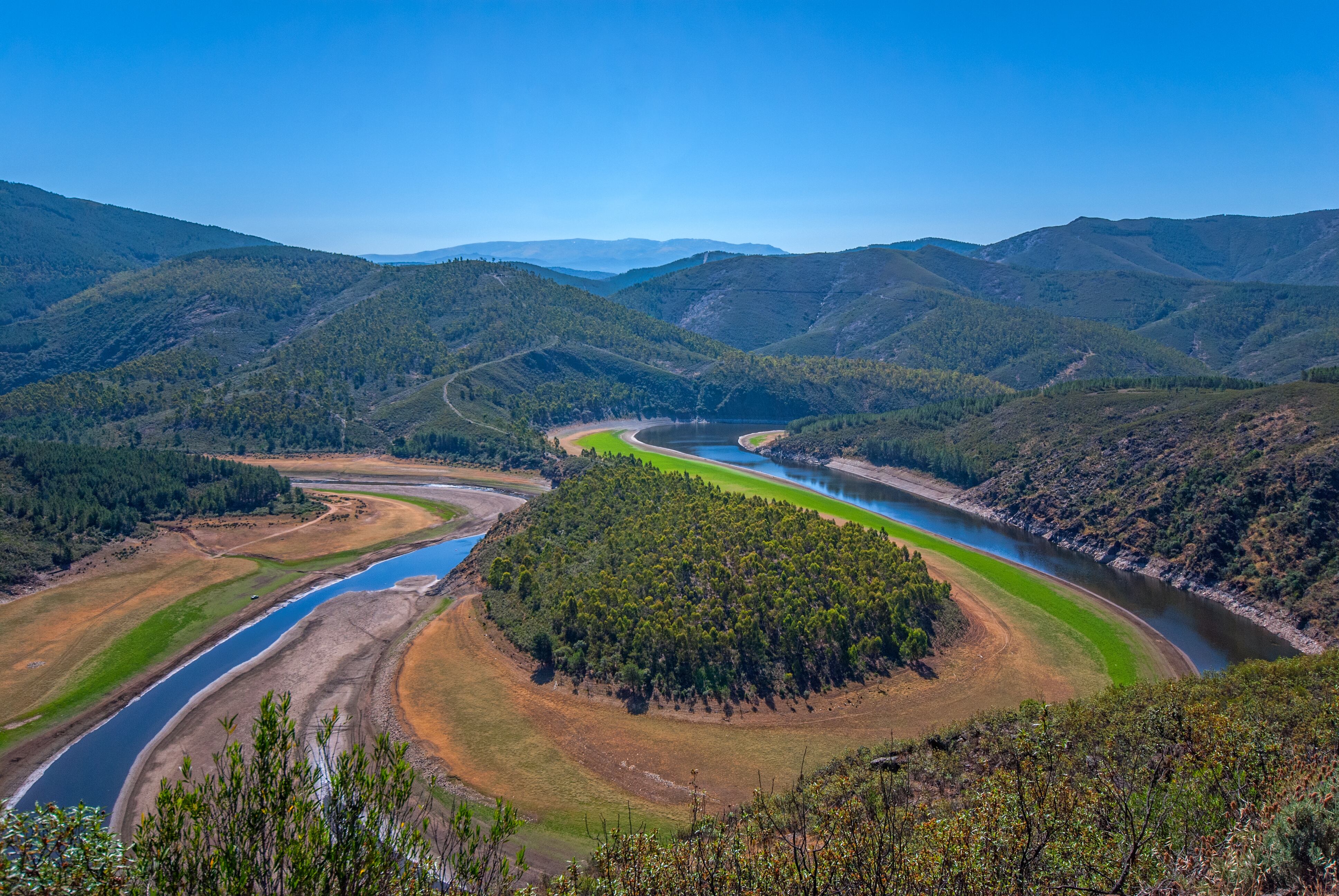 Vista del meandro del Melero, en la región cacereña de las Hurdes, en Extremadura.