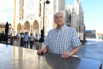 Samuel Rubio, organista emrito de la catedral de Len.