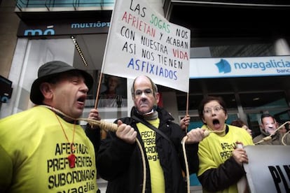 Afectados por las participaciones preferentes durante una manifestación 