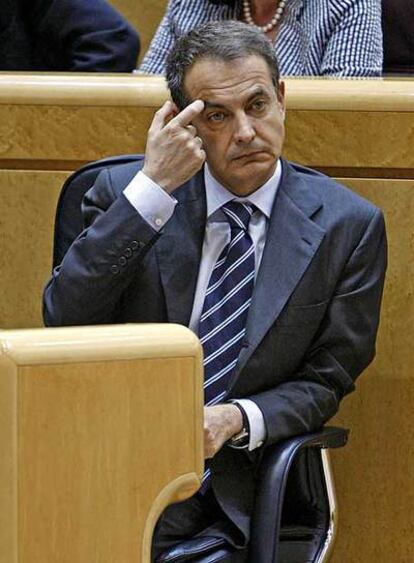 El presidente Rodríguez Zapatero, en el Senado.