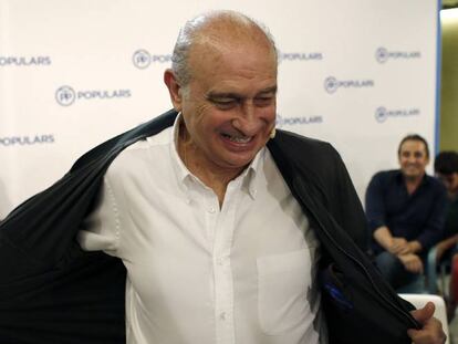 Fernández Díaz attends a PP meeting on Wednesday.