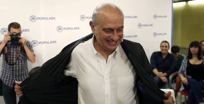 Fernández Díaz attends a PP meeting on Wednesday.