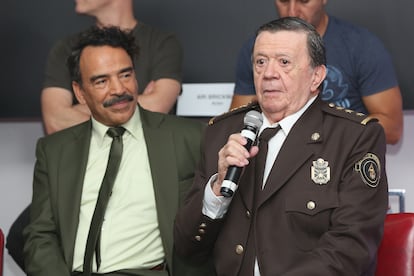 Damián Alcázar y Chabelo durante la promoción de la película 'El Complot Mongol', en 2017.