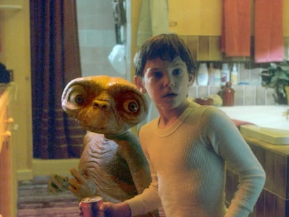 Una escena de 'E.T., el extraterrestre' (Steven Spielberg, 1982).