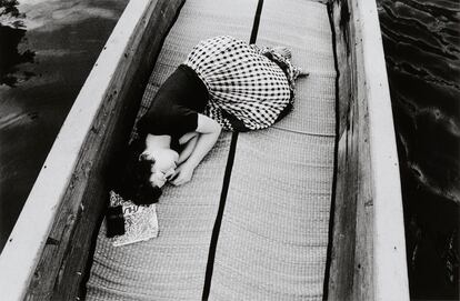 ‘Sentimental Journey’, 1971, de  Nobuyoshi Araki.  Collection MEP, Paris. Obsequio Dai Nippon Printing Co., Ltd 