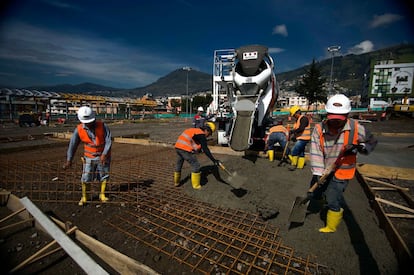 Trabajos en la ciudad de Quito, Ecuador.