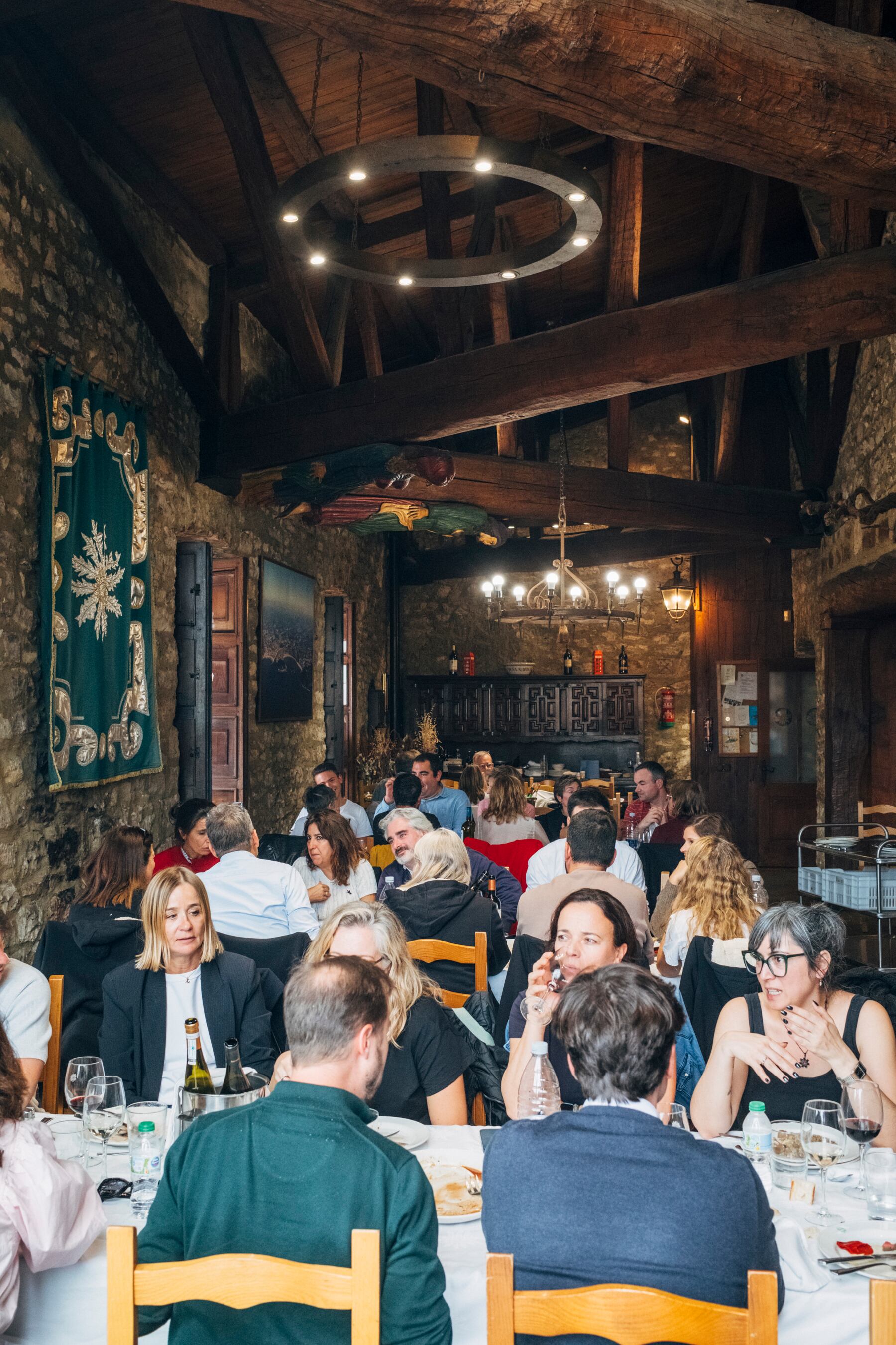 Società gastronomiche: centri di convivialità e preservazione della tradizione culinaria