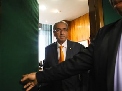 Cunha ao sair de seu gabinete.