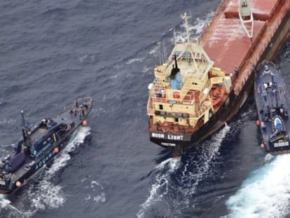 Aduanas interviene el narcobarco 'Moon light', en septiembre de 2013.