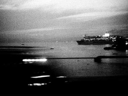 Un barco, en el puerto de Marsella.