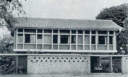 Pieris House se encuentra en Colombo, Sri Lanka, y fue diseñada en 1953 por Minnette de Silva.