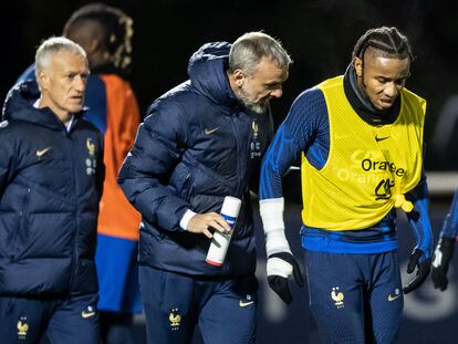 Nkunku abandona en el entrenamiento de Francia lesionado.