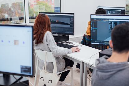 El 94% de los más de 60.000 estudiantes de ILERNA encuentra trabajo.