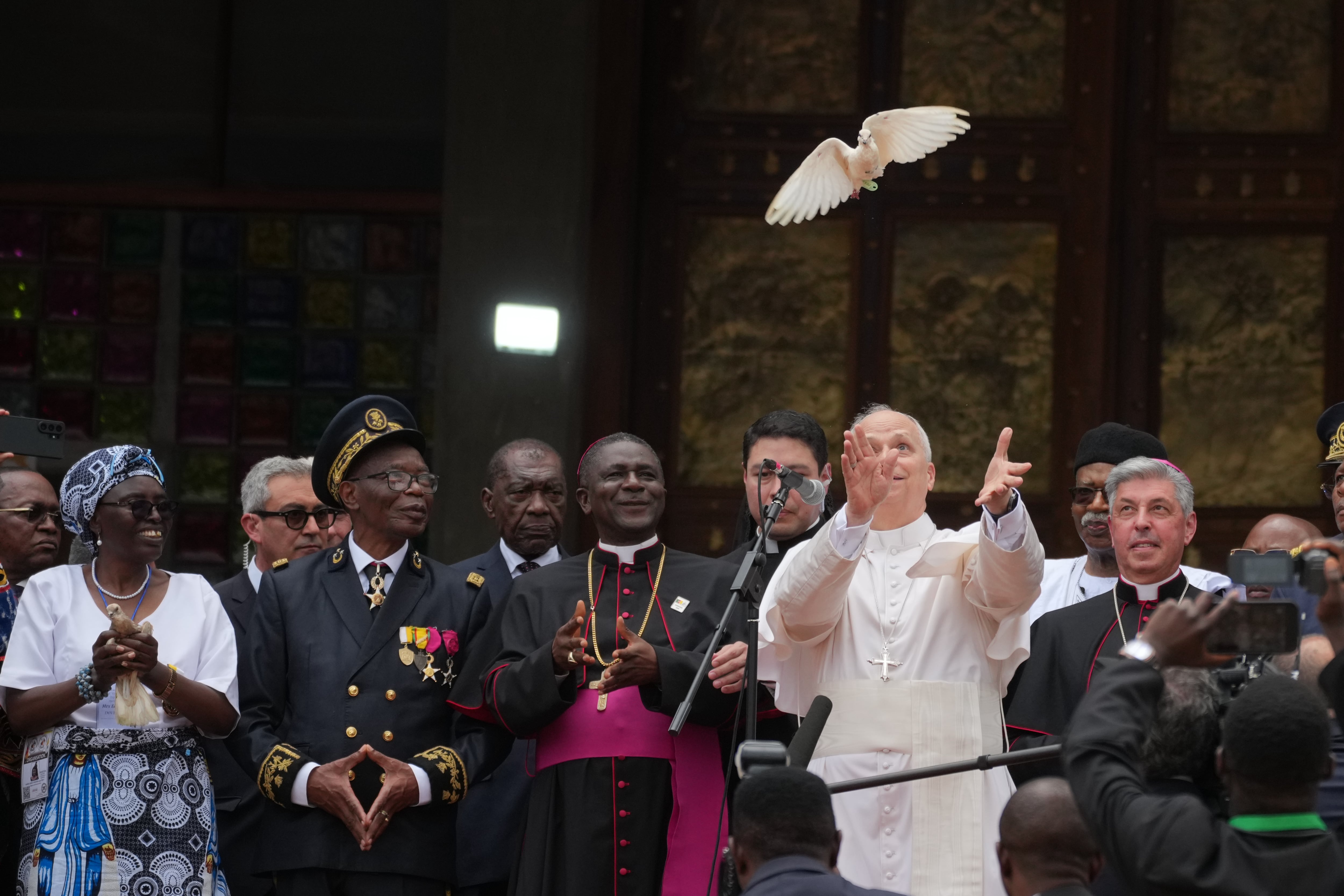 El Papa, desde el corazón del conflicto de Camerún: “El mundo está siendo devastado por un puñado de tiranos”