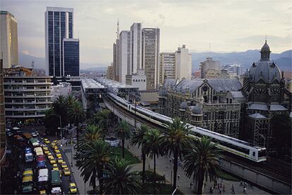 El Palacio de la Cultura es un conocido punto de encuentro en Medellín