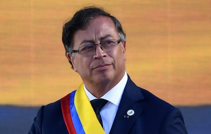 El presidente Gustavo Petro el 7 de agosto de 2022, día de su inauguración, en la plaza Bolívar de Bogotá.