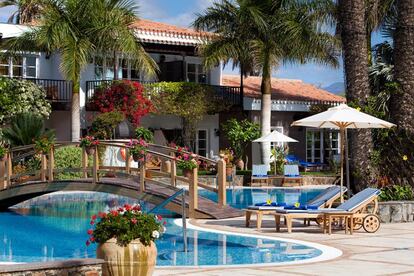 Zona exterior del Seaside Grand Hotel Residencia, en Maspalomas (Gran Canaria).