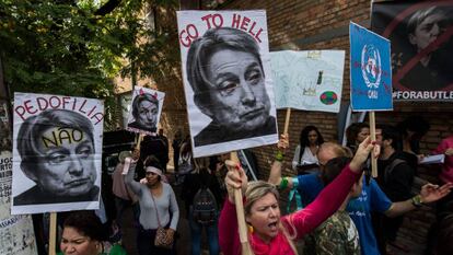 Protestas en Brasil contra la visita de la fil&oacute;sofa estadounidense Judith Butler. 