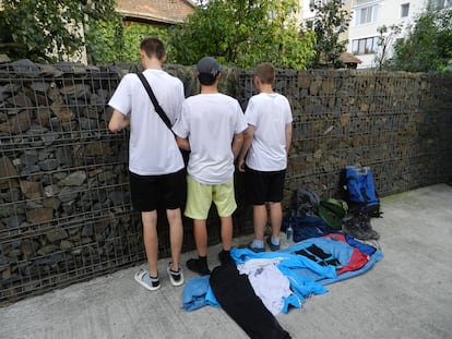 From left to right: Danilo, Daniel and Evgeni, with the equipment they have been travelling with for nine days.