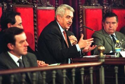 Pasqual Maragall, en la tarde de ayer, durante su intervención en el homenaje a Alfons Cucó.