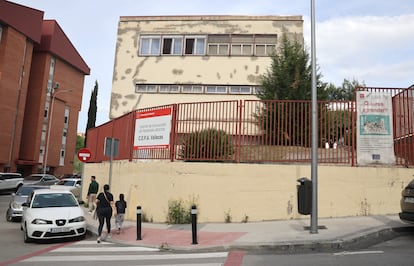 Exterior del CEPA Vallecas.