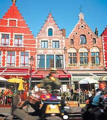 Construcciones de fachada escalonada en Gante, una de las ciudades del Flandes belga.