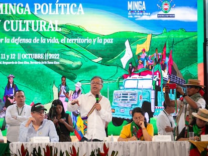 El presidente de Colombia, Gustavo Petro, durante el diálogo con las autoridades de los 43 Consejos Comunitarios del Norte de Cauca, el 12 de octubre de 2022.