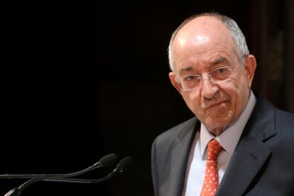 El gobernador del Banco de España, Miguel Fernández Ordóñez, durante su intervención en la Asamblea de socios del Instituto de Empresa Familiar.