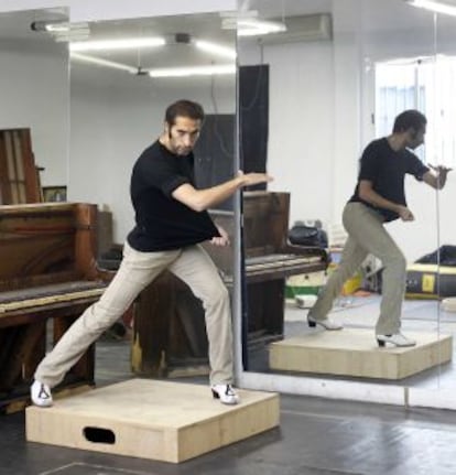 Israel Galván, en su estudio de Sevilla.