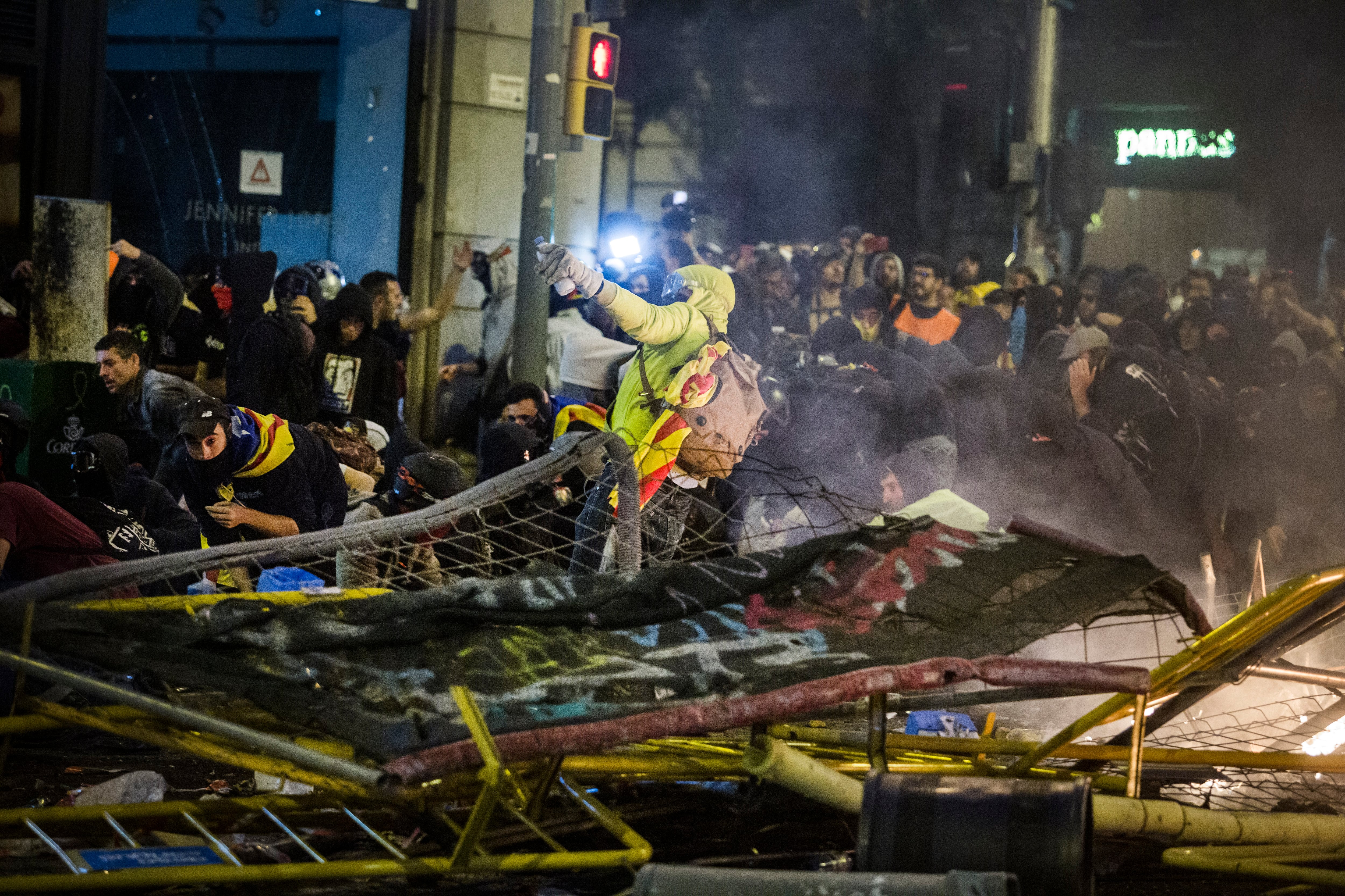 Los cuatro ‘ultras’ condenados por apalear a un manifestante independentista piden la amnistía