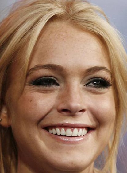 Fotografía de archivo del 8 de Mayo de 2007. La actriz Lindsay Lohan ha sido acusada de iniciar una persecución automovilística a gran velocidad bajo los efectos del alcohol, sin licencia de conducir y en posesión de cocaína.