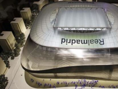 Maqueta presentada por el Real Madrid sobre el proyecto ganador de la reforma del Bernabéu.