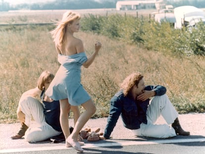 Patrick Dewaere, Miou-Miou y Gerard Depardieu en 'Los rompepelotas' (1974).