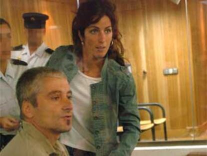 Txapote y Amaia, antes del comienzo del juicio en la Audiencia Nacional.