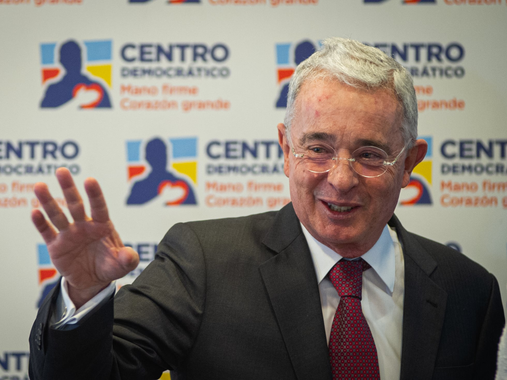 La derecha colombiana celebra la absolución del expresidente Álvaro Uribe Vélez: “Se ha hecho justicia” | EL PAÍS América Colombia