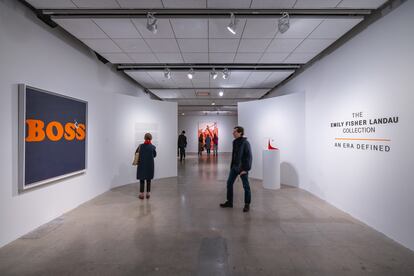 El óleo 'Boss', de Ed Ruscha, en la exposición previa a la subasta en la sede de Sotheby's en Nueva York.