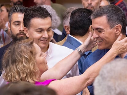 El secretario general del PSOE y presidente del Gobierno, Pedro Sánchez, interviene en un acto político en el Puerto de la Cruz (Tenerife).