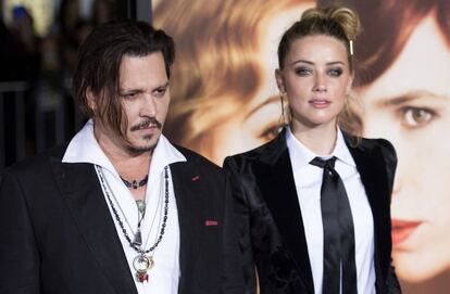 Johnny Depp y Amber Heard en el estreno de La chica danesa en 2015, en Los Ángeles.