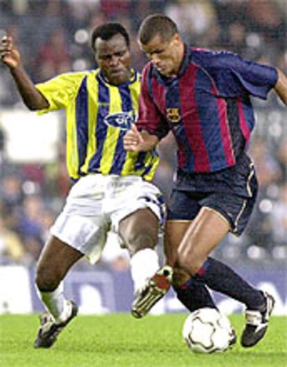 Rivaldo, en un lance del partido de Liga de Campeones contra el Fenerbahce.