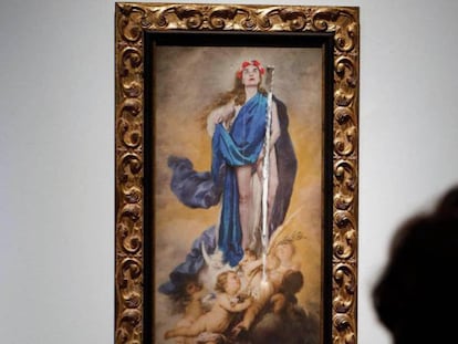 La obra `Con flores a María` de la exposición `Maculadas sin remedio'.