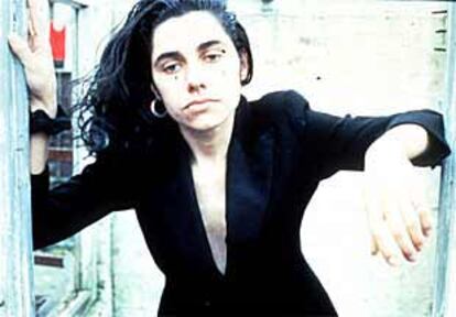 La artista británica PJ Harvey.