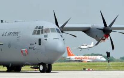 Un avión del tipo Hercules C130 en una exhibición aeronautica. EFE/Archivo