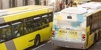 Autobuses urbanos de Santiago, vendidos por Díaz Ferrán a Monbus